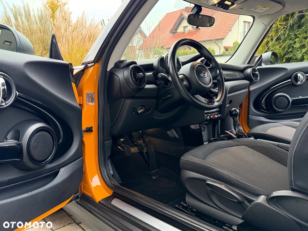 MINI ONE - 8