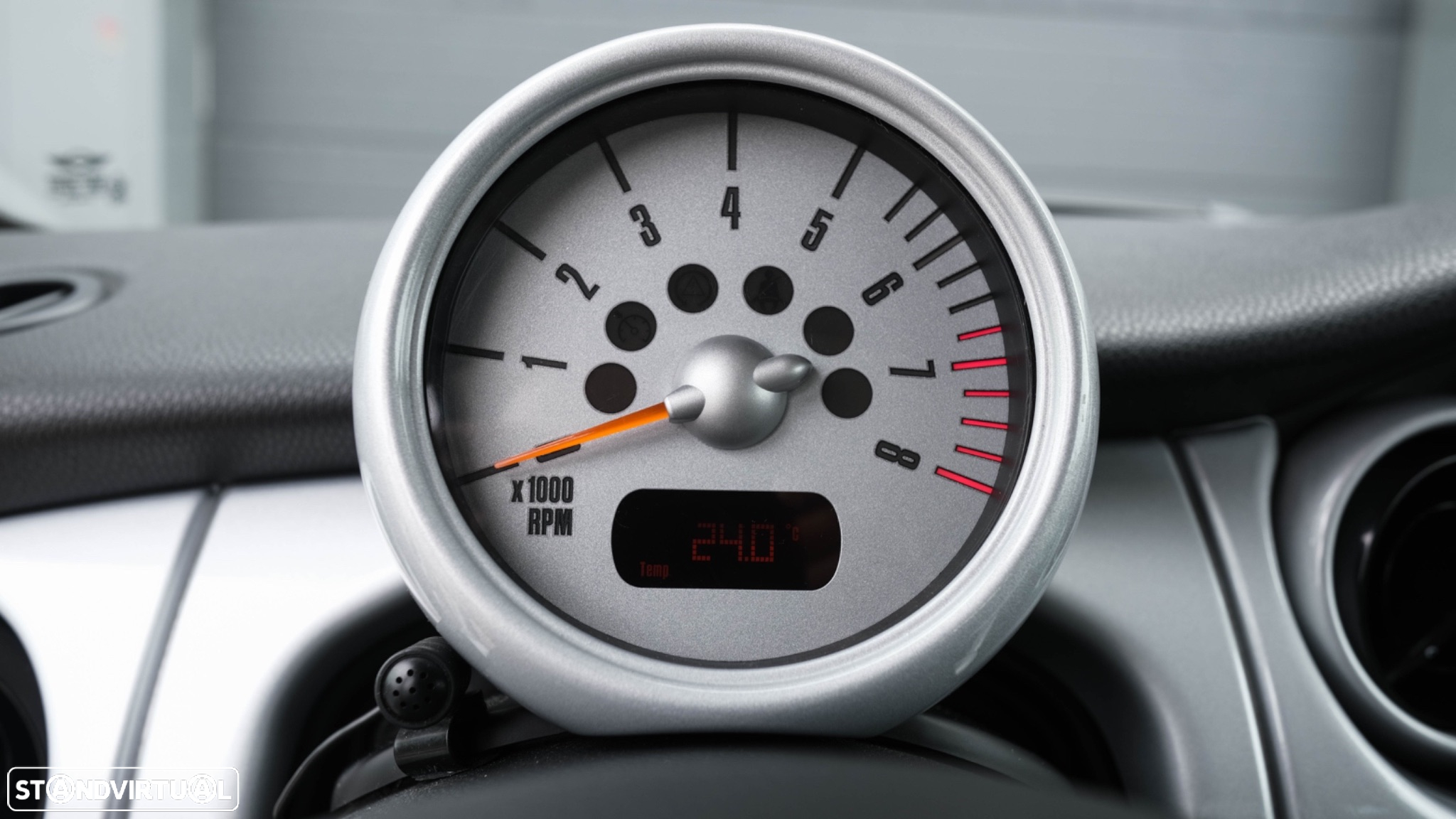 MINI 3 Portas One 1.6 - 10
