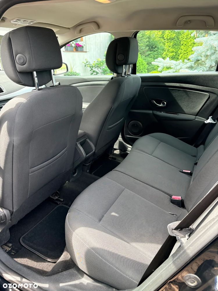 Renault Megane 1.5 dCi Authentique - 16