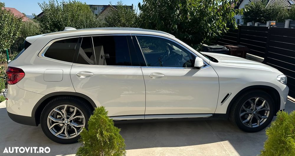 BMW X3 xDrive20d AT Luxury Line - 3