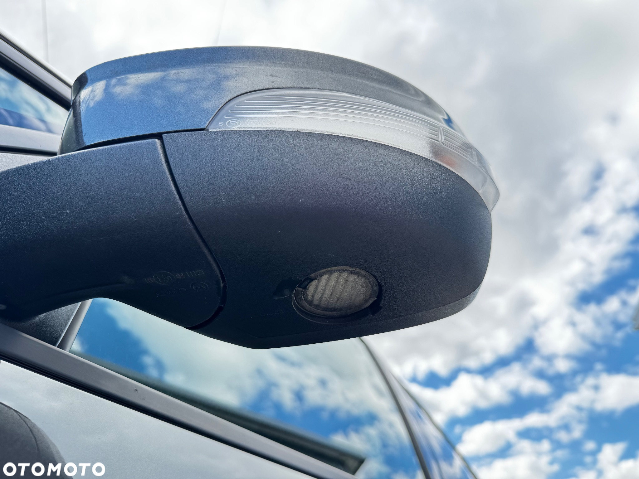 Ford S-Max - 12