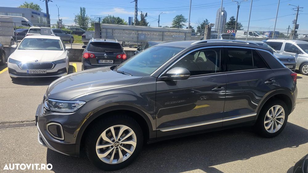Volkswagen T-Roc - 3