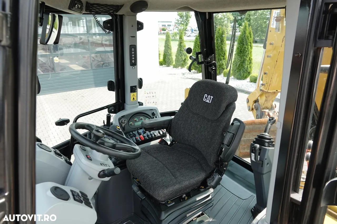 Cat 432 F2 / BULDOEXCAVATOR / AN 2019 / SET GALETE - 21