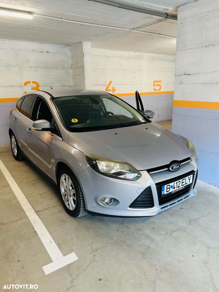 Ford Focus - 10