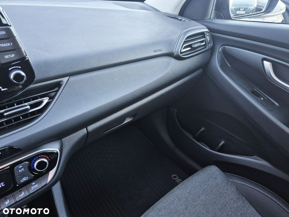 Hyundai i30 1.5 T-GDI 48V Smart DCT - 31