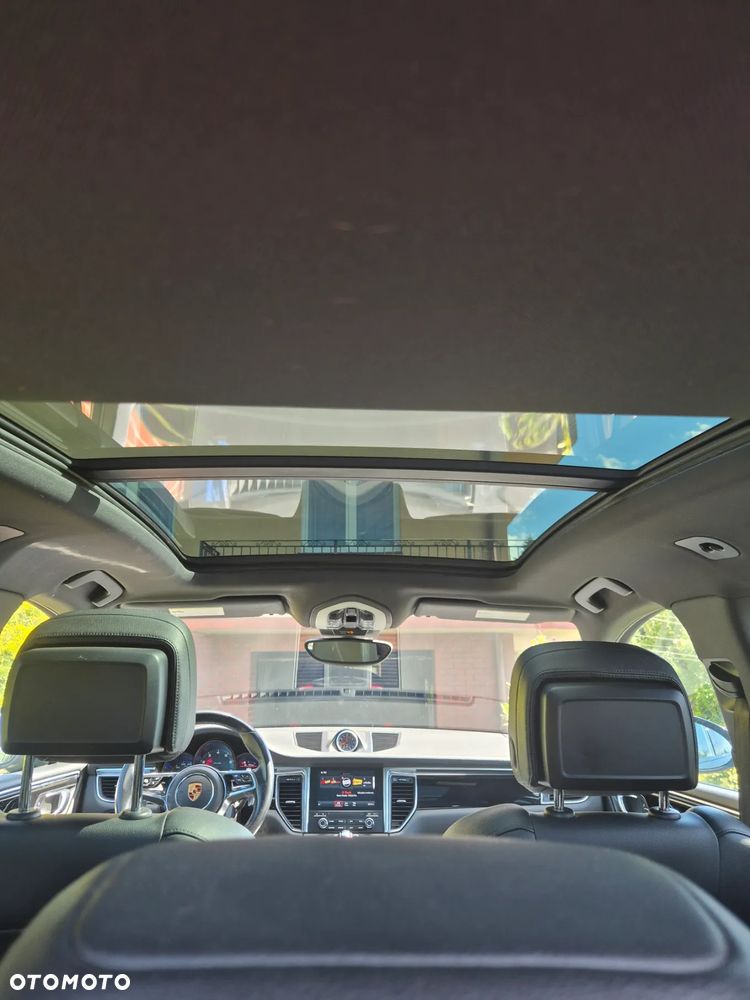 Porsche Macan - 22