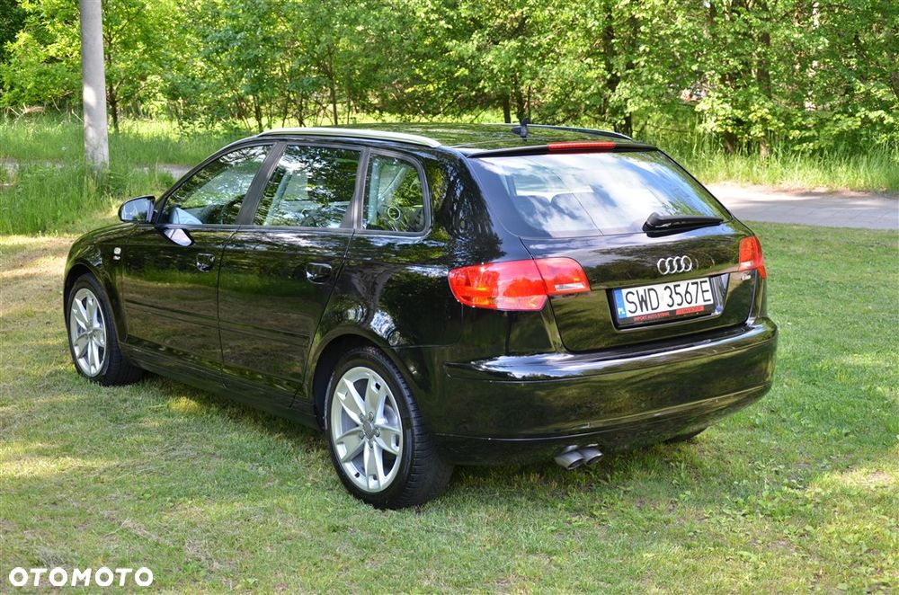 Audi A3 Sportback 2.0 TDI Ambiente - 13