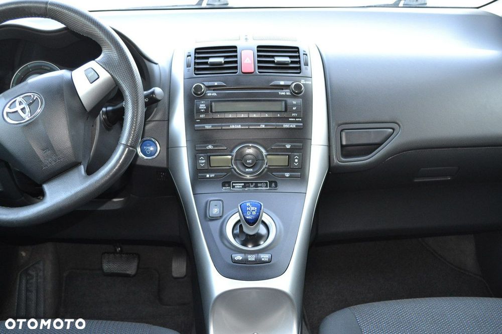 Toyota Auris - 22