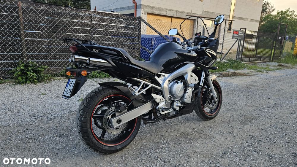 Yamaha FZ6 - 10