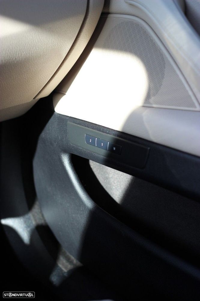 BMW 525 d xDrive Pack M Auto - 28