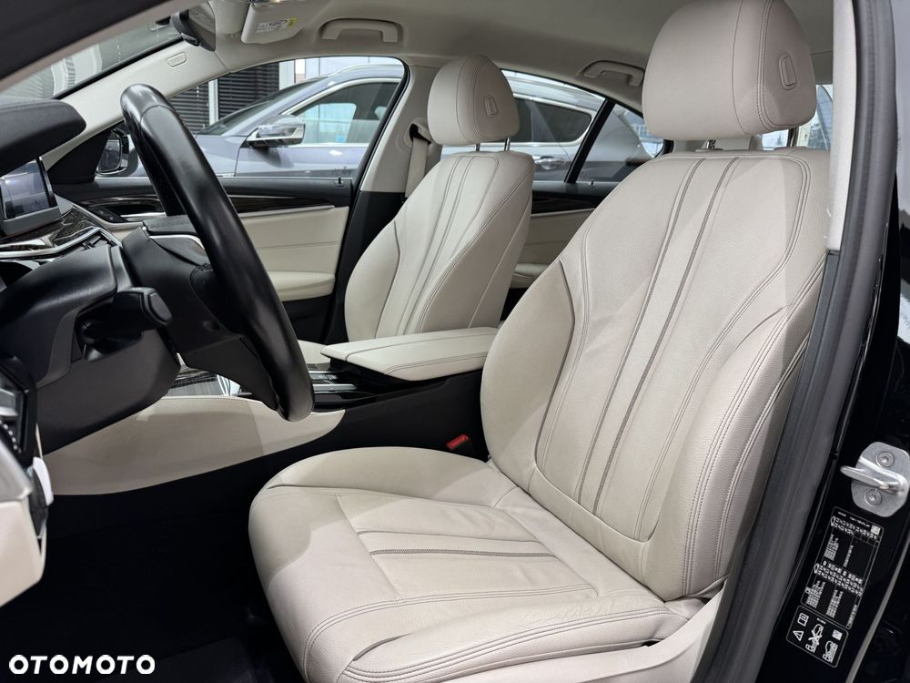BMW Seria 5 - 10
