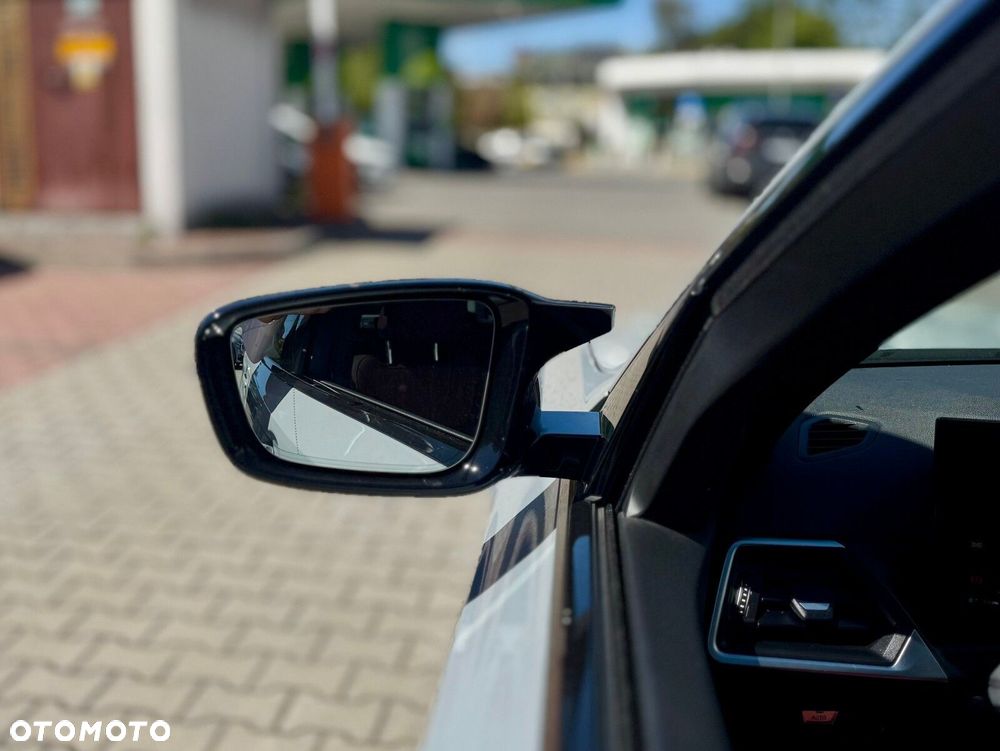 BMW Seria 3 M340i xDrive mHEV sport - 23