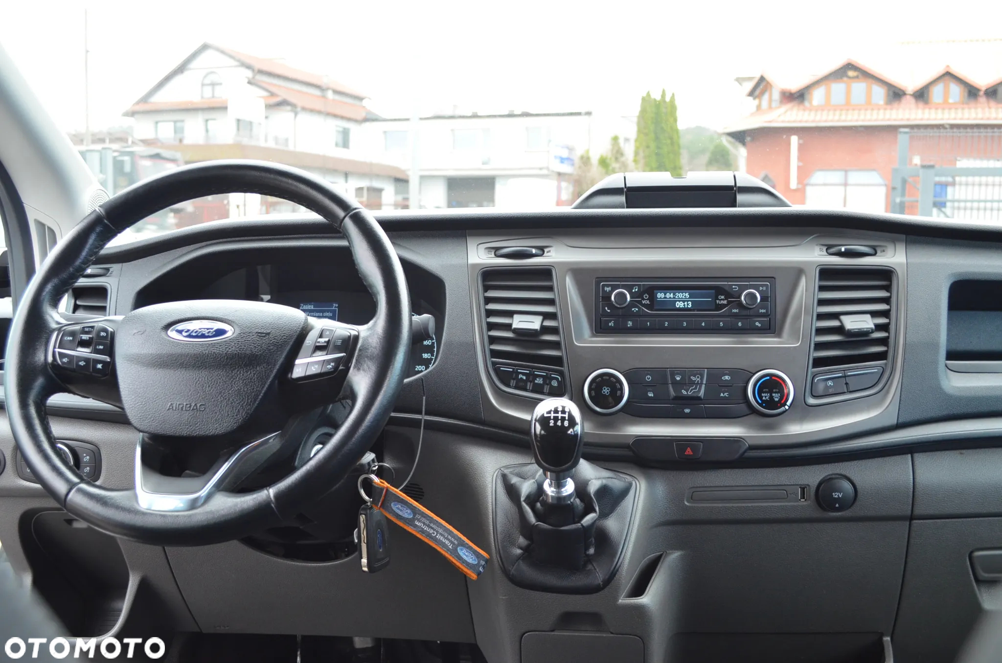 Ford Transit - 10