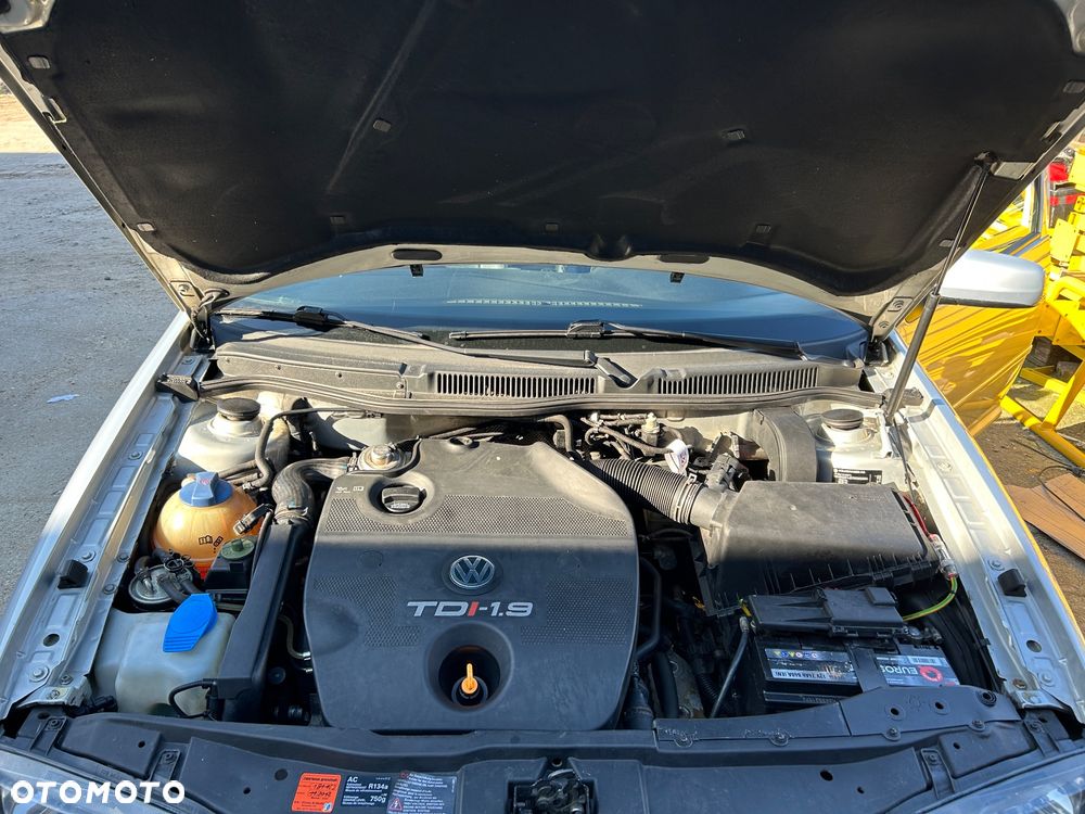Volkswagen Bora - 11