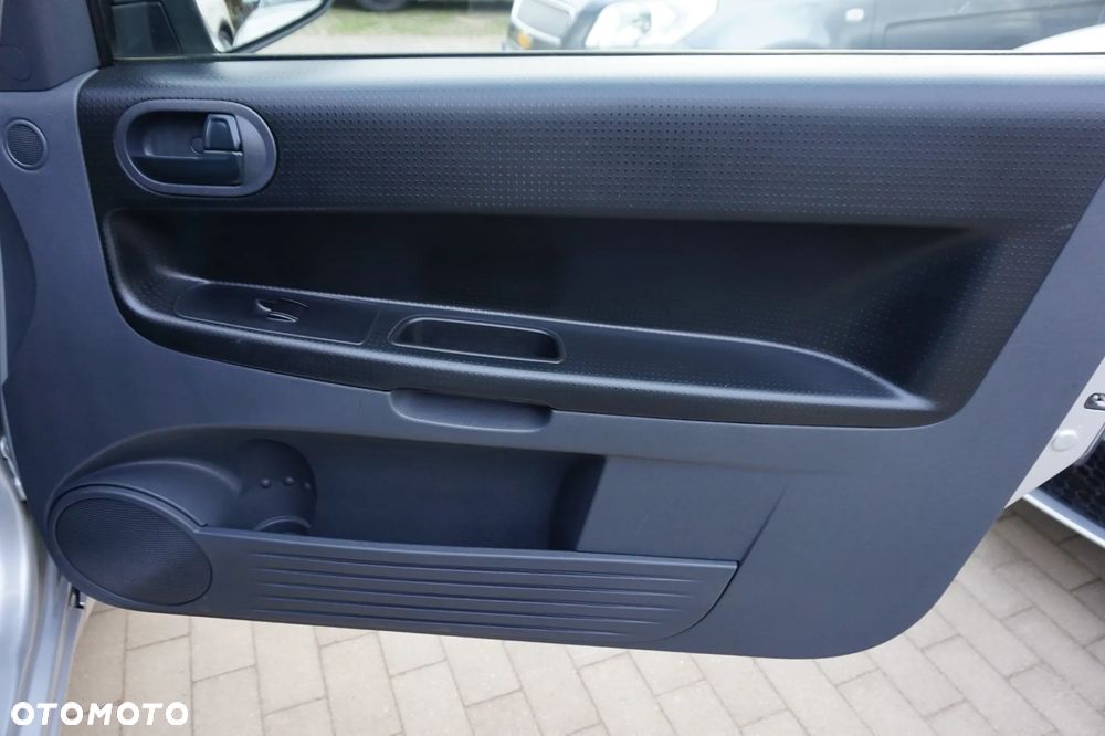 Mitsubishi Colt - 36