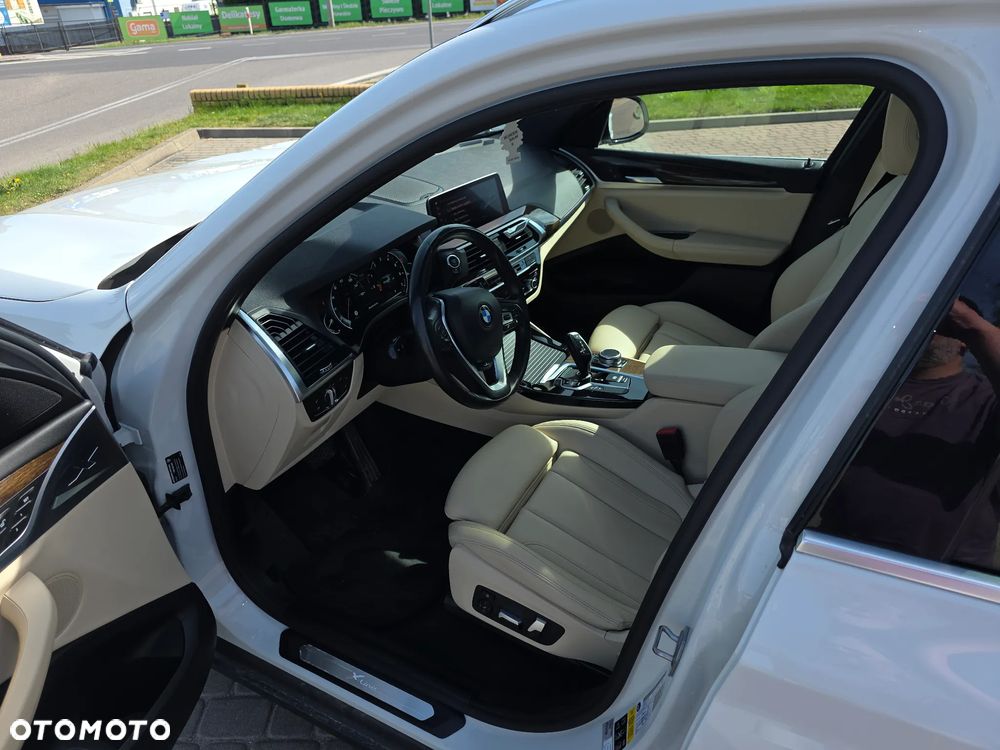 BMW X3 xDrive30i xLine - 4