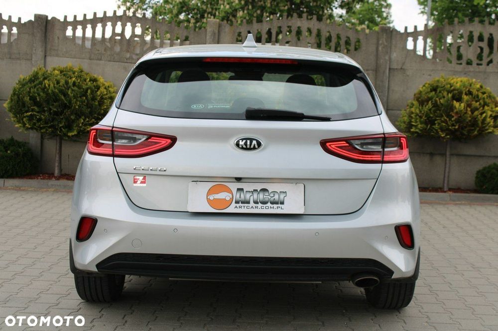 Kia Ceed 1.4 T-GDI M DCT - 17