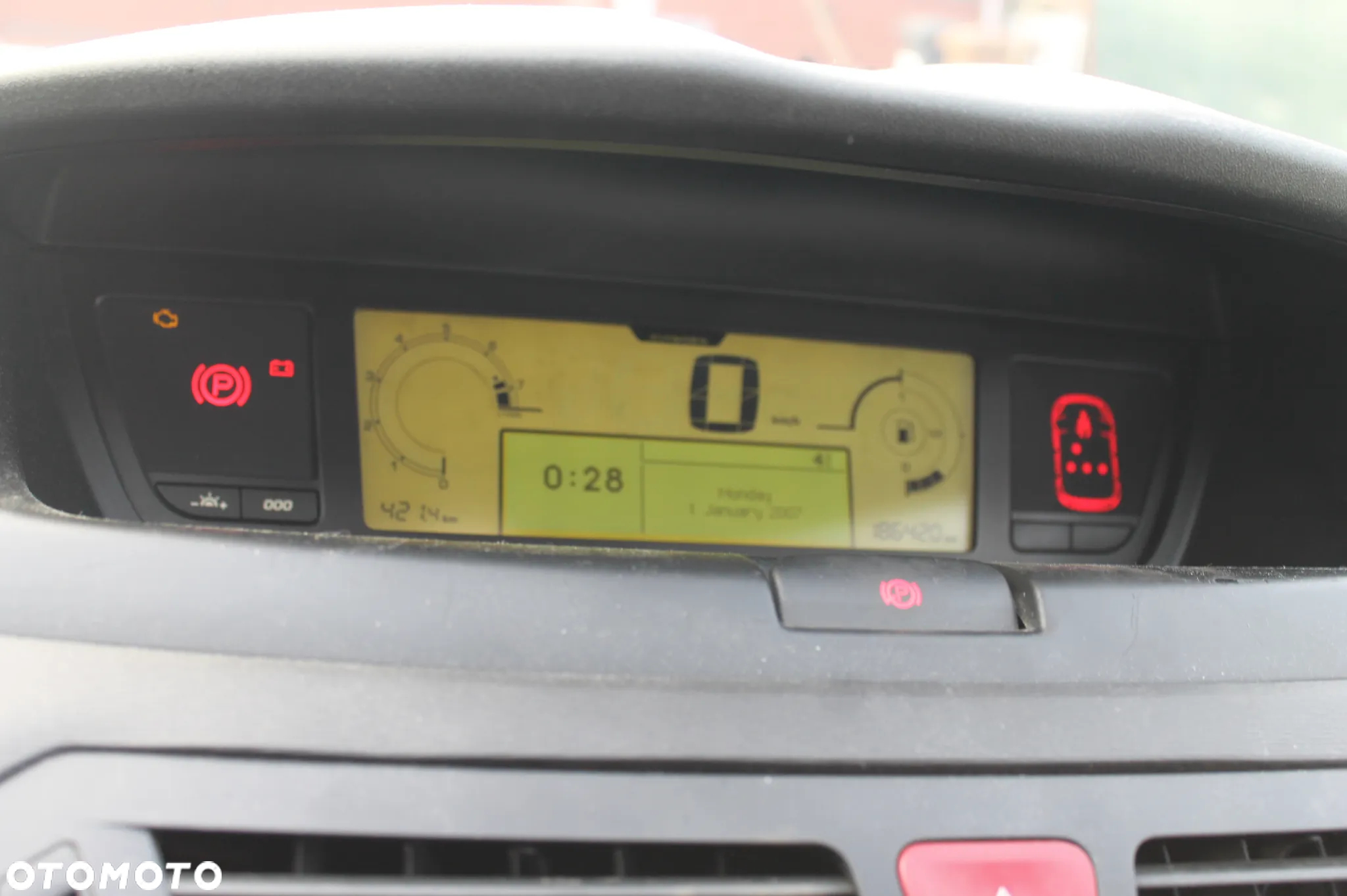 Citroën C4 Picasso 1.6 VTi Attraction - 10