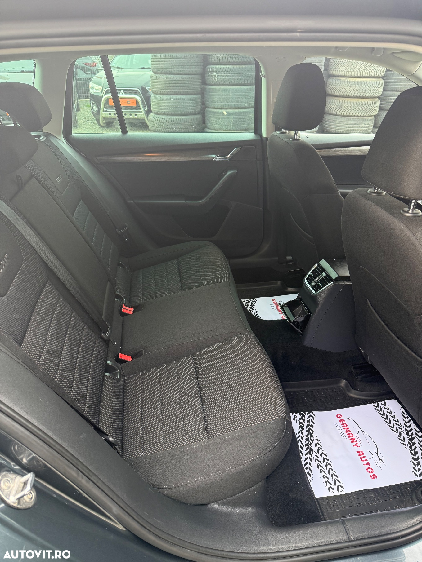 Skoda Octavia 2.0 TDI 4x4 Scout - 7