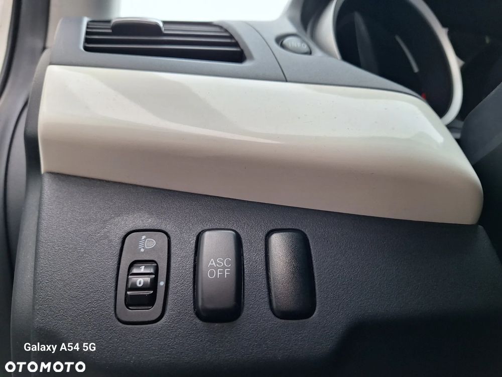 Mitsubishi Lancer 1.5 - 37