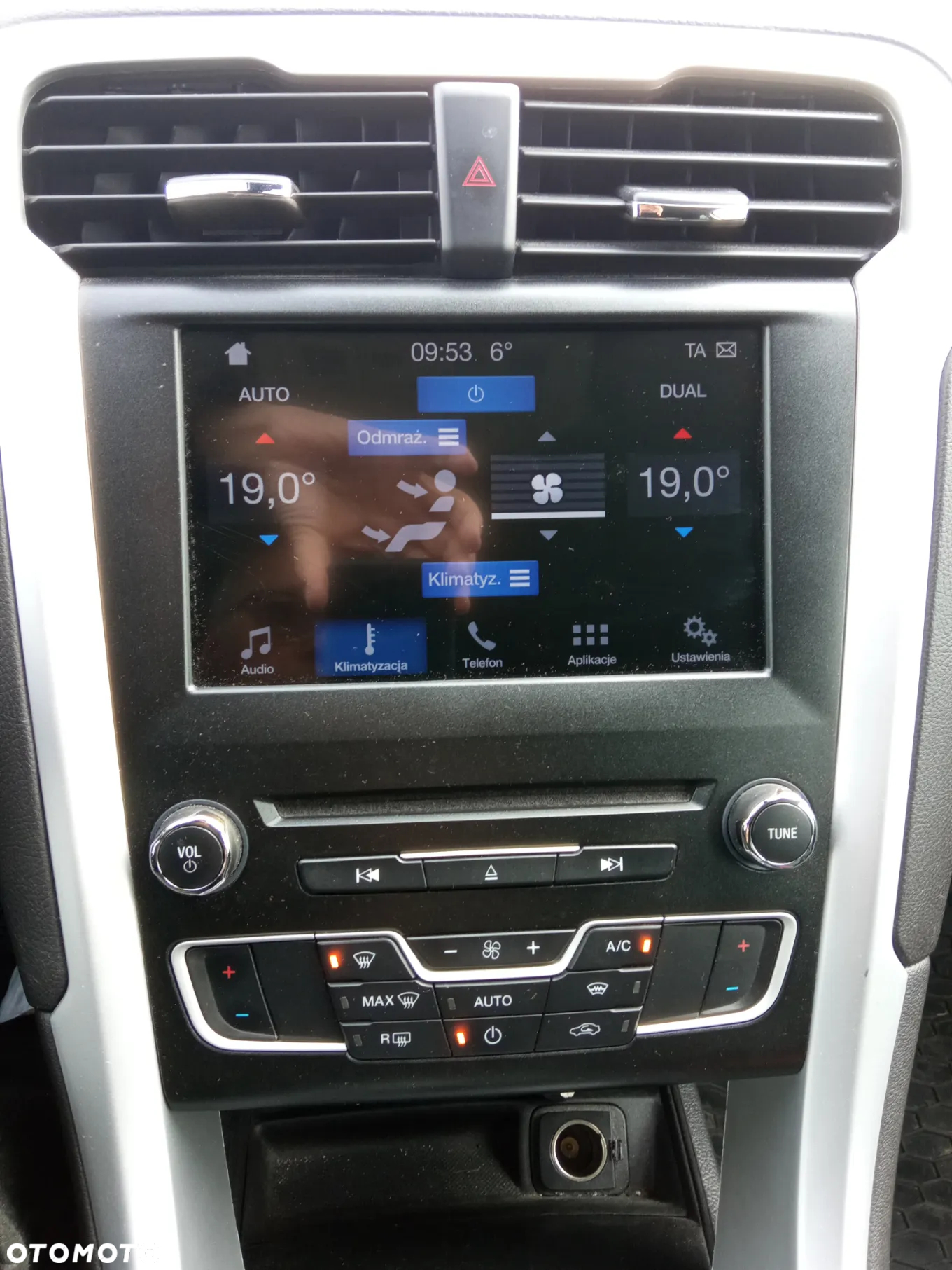 Ford Mondeo - 11