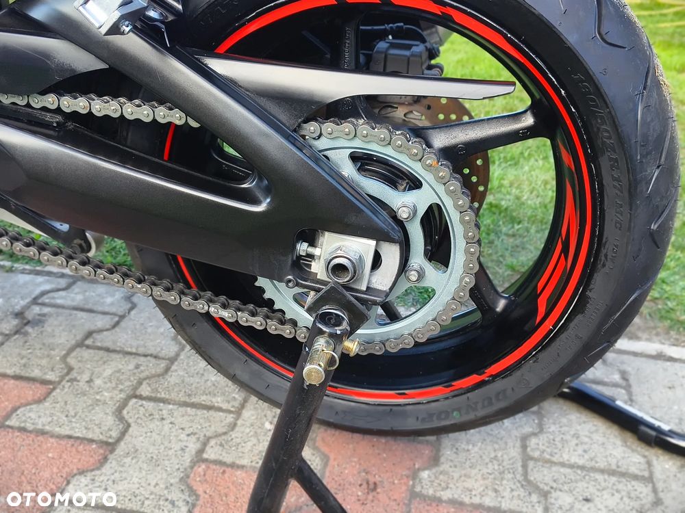 Yamaha FZ - 34