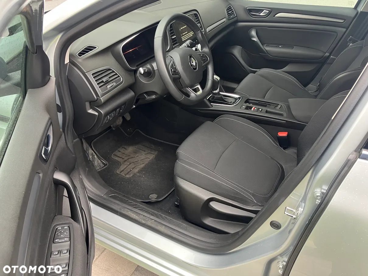 Renault Megane - 5