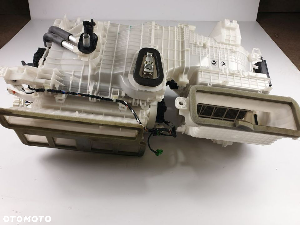 Nagrzewnica HONDA CR V 2.0H od 2019 roku - 2