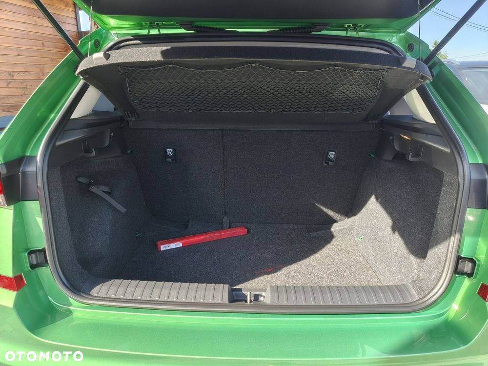 Skoda Kamiq 1.0 TSI Active - 29