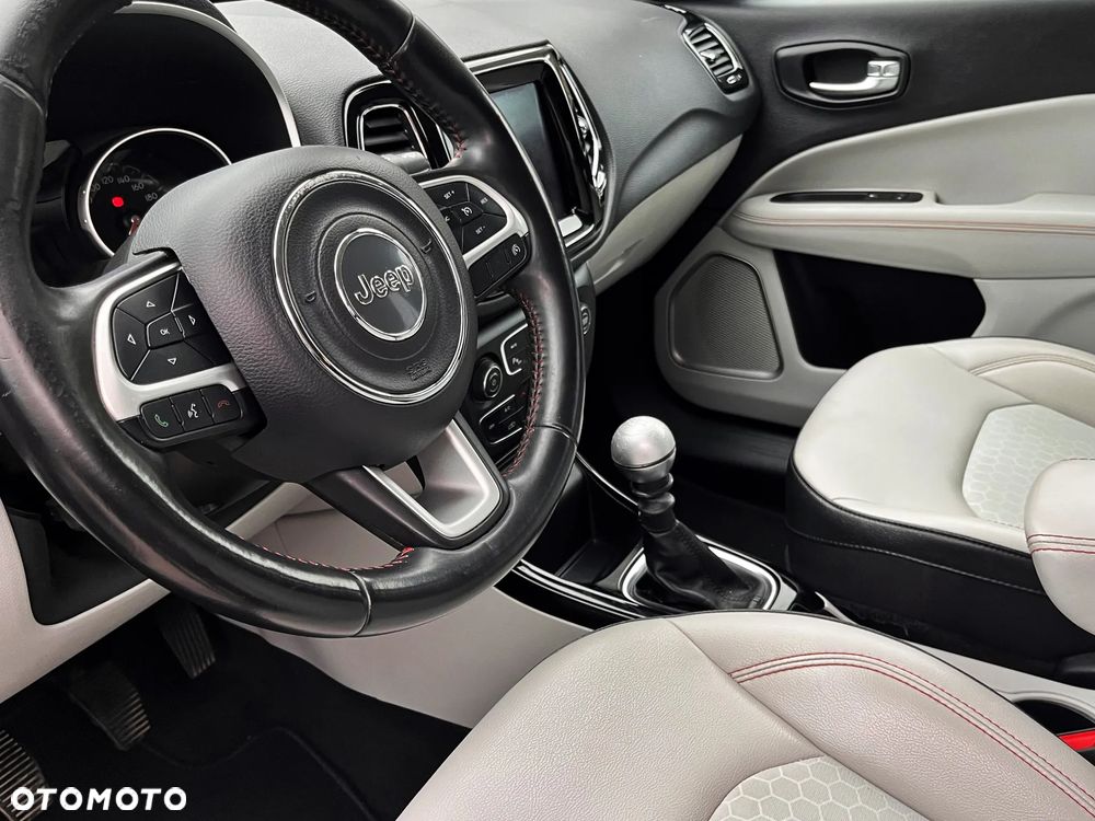 Jeep Compass 1.4 MultiAir Limited - 21