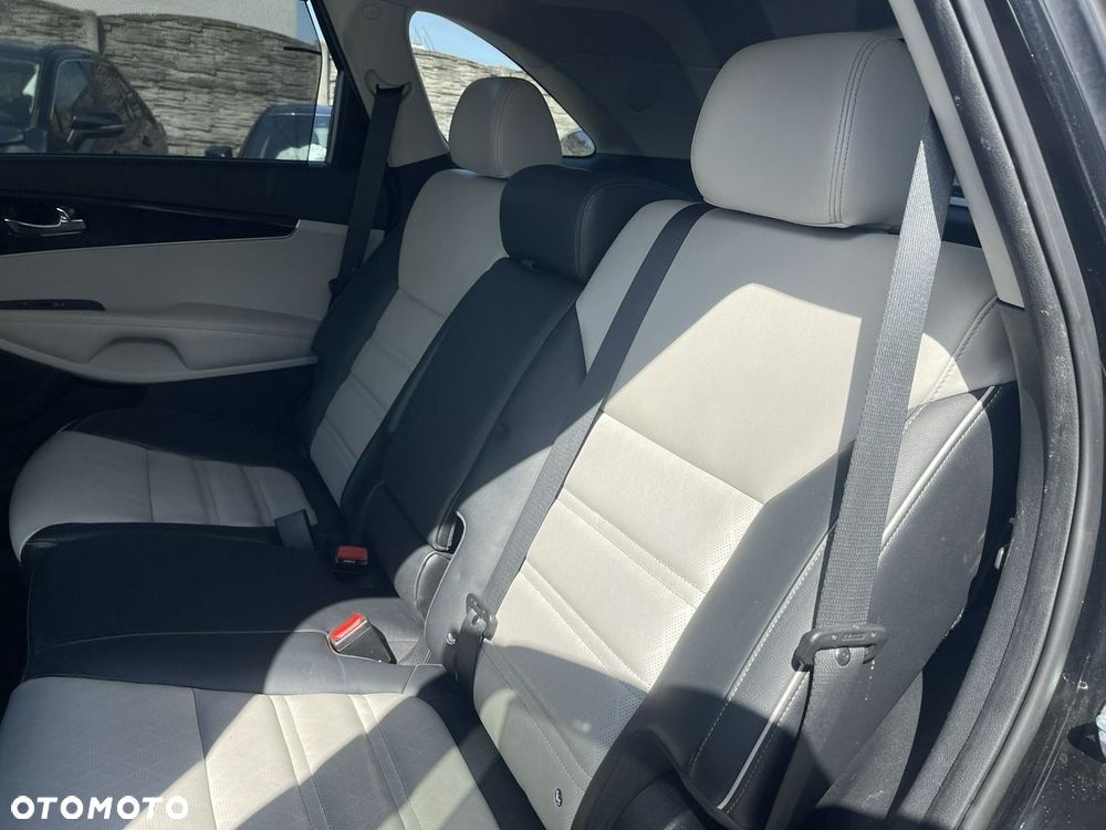 Kia Sorento 2.2 CRDi AWD Platinum Edition - 12