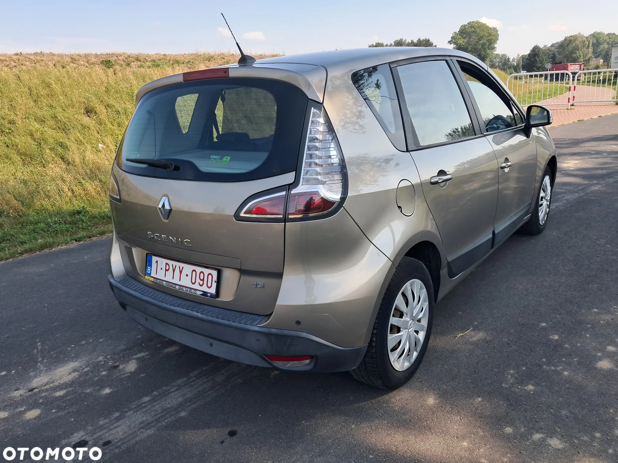 Renault Scenic 1.5 dCi Dynamique - 12