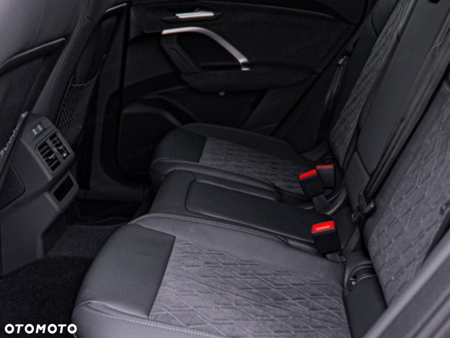Audi Q5 Sportback 40 TDI mHEV Quattro S Line S tronic - 17