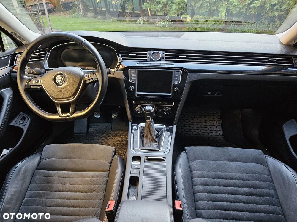 Volkswagen Passat 2.0 TDI BMT Highline - 20