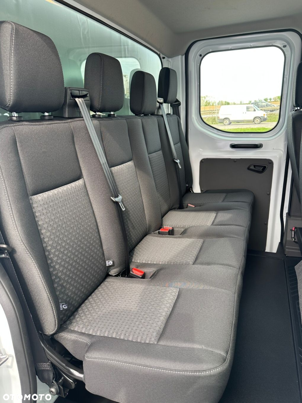 Ford transit Podwozie brygadowe 2.0 Ecoblue 130KM M6 FWD Trend 350 L3 - 13