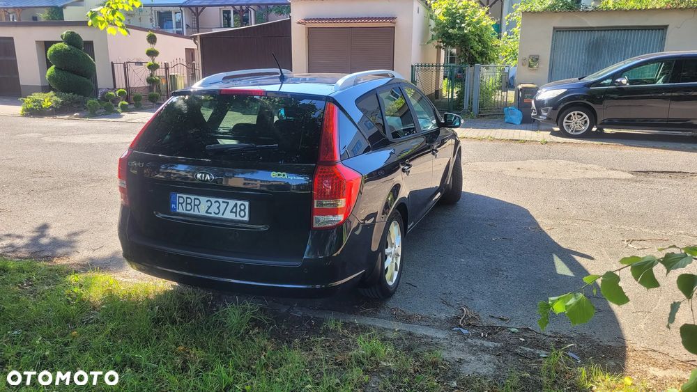 Kia Ceed 1.6 Crdi Comfort + - 18