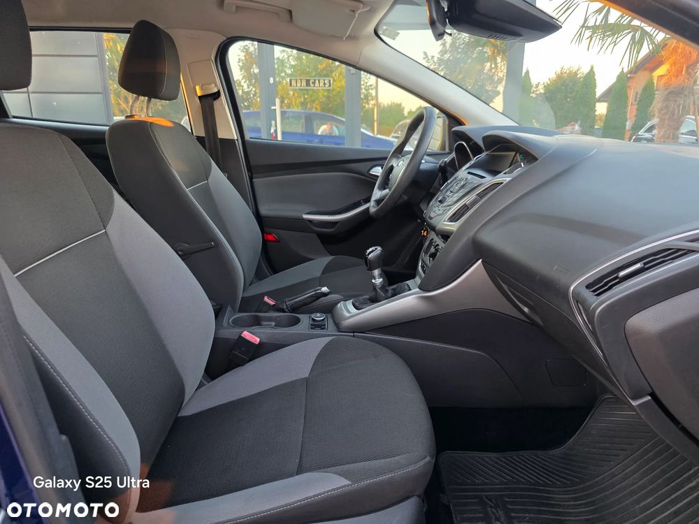 Ford Focus Turnier 1.6 TDCi ECOnetic 99g Start-Stopp-Sy SYNC Edition - 28