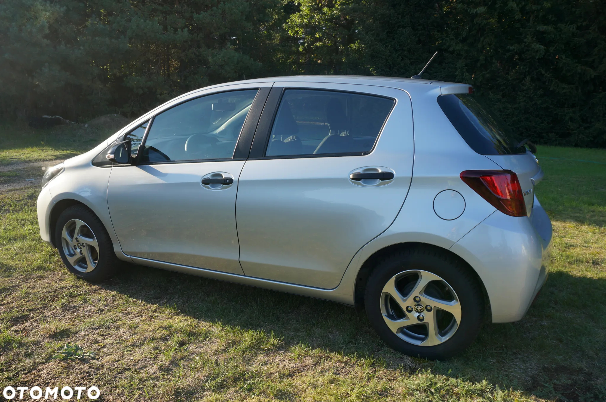 Toyota Yaris 1.0 Active EU6 - 3
