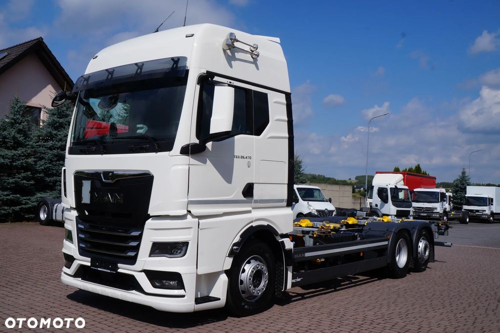 MAN TGX 26.470 GX 6x2 BDF RAMA DO ZABUDOWY PEŁEN SERWIS 3 OŚ SKRĘTNA - 1