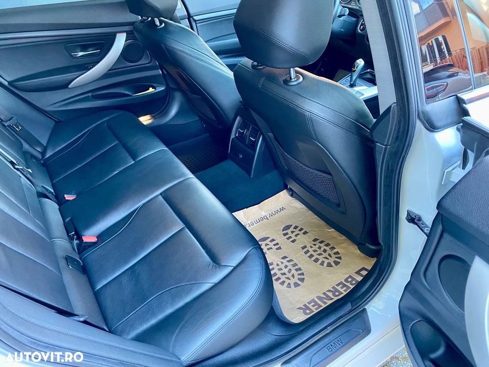 BMW Seria 3 320d Aut. - 25