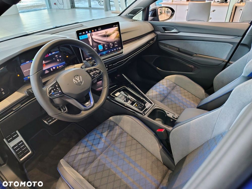 Volkswagen Golf Variant - 15