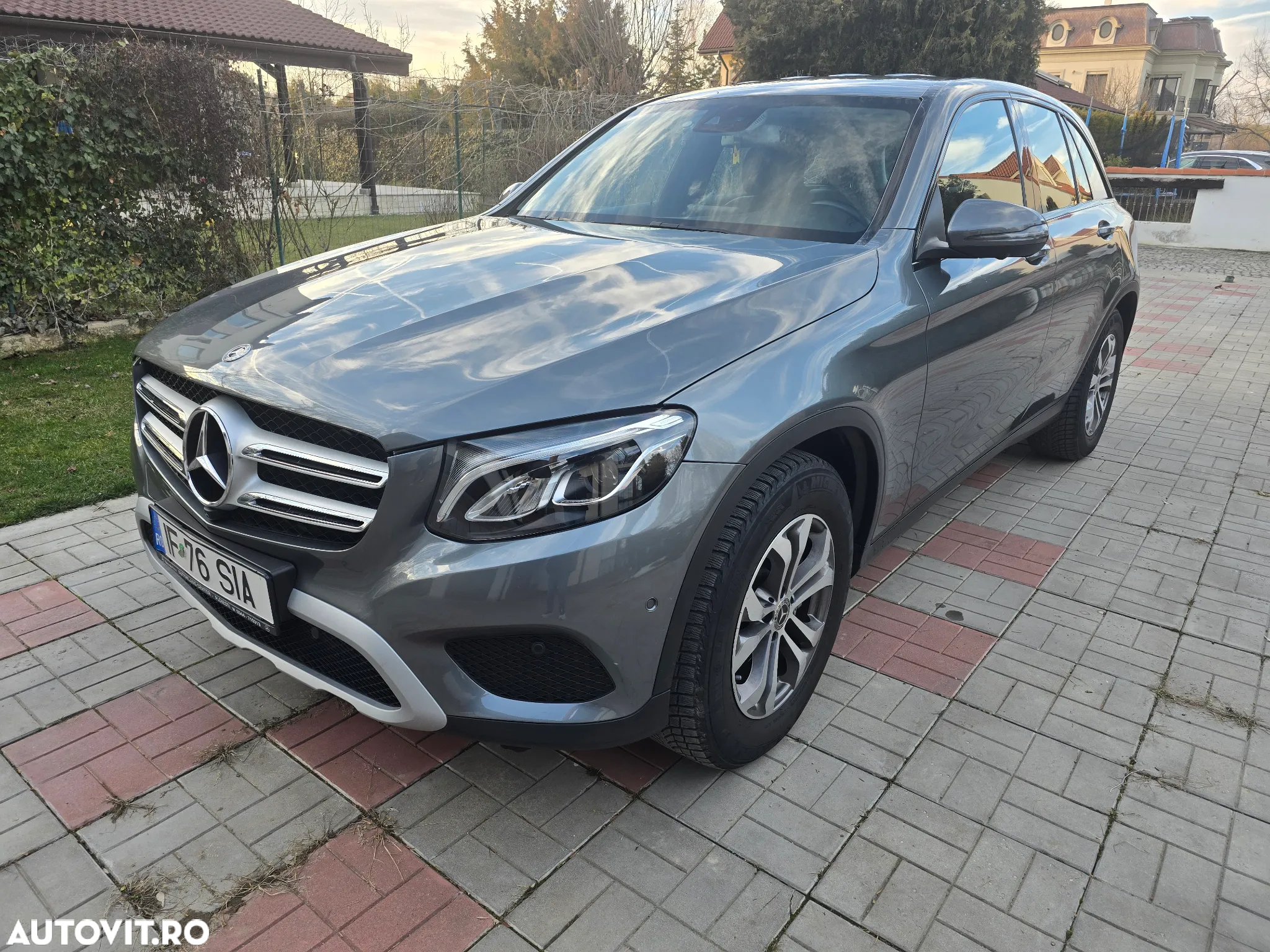 Mercedes-Benz GLC 250 d 4MATIC - 12