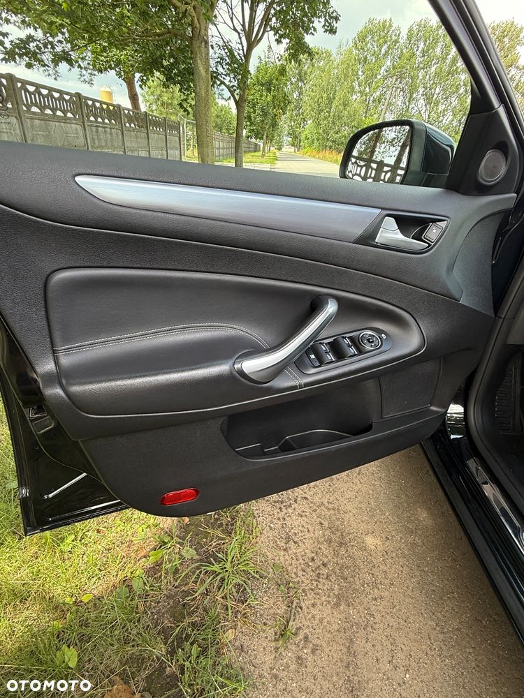 Ford Mondeo - 8