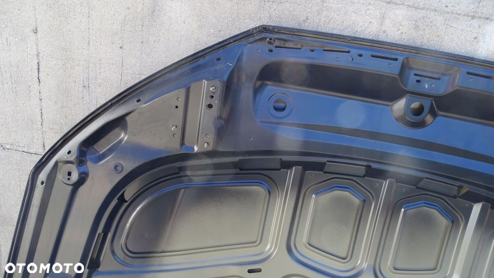 AUDI A4 B9 8W0 LIFT - maska - 6
