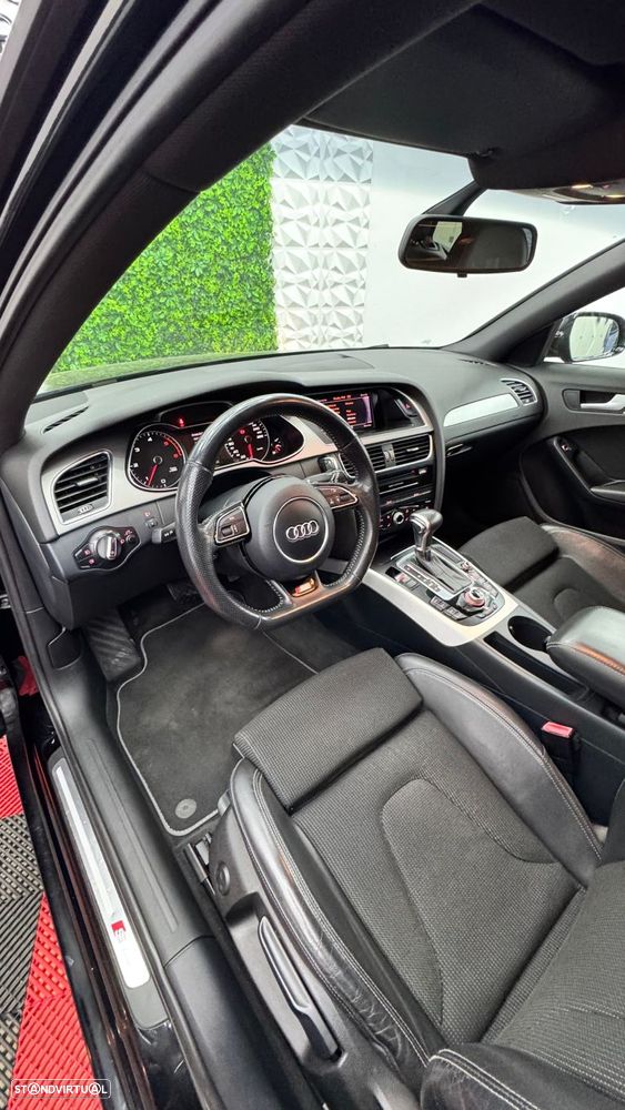 Audi A4 Avant 2.0 TDI multitronic S-line - 4