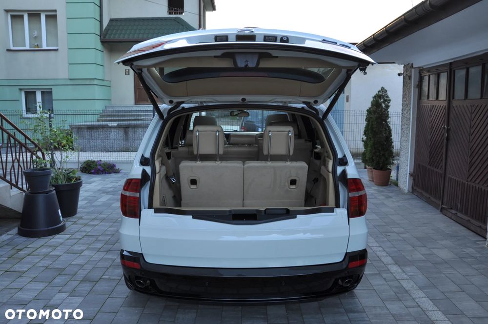 BMW X5 3.0si - 24