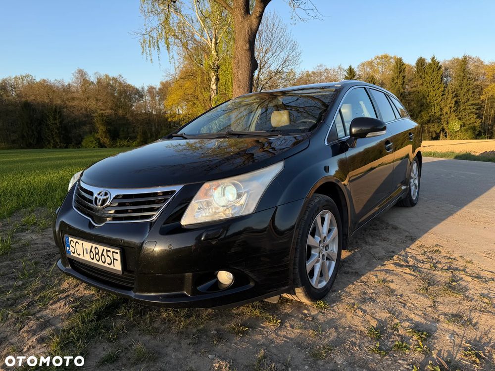 Toyota Avensis 1.8 Premium EU5 - 2