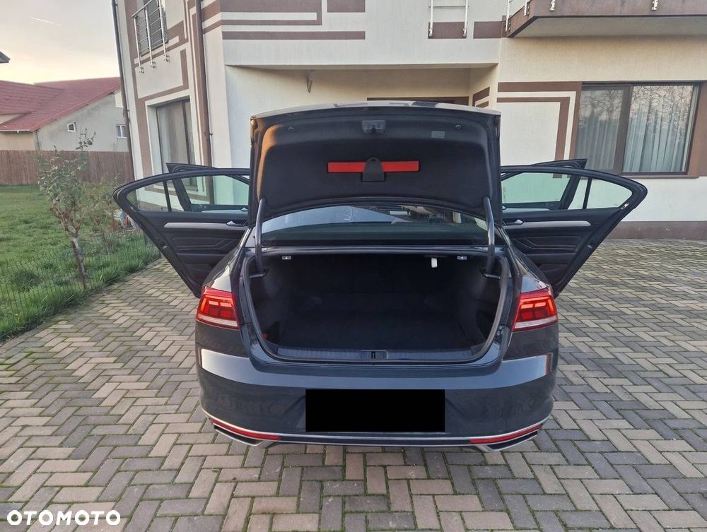 Volkswagen Passat 2.0 TDI SCR DSG Highline - 7