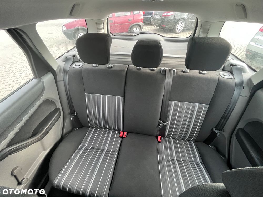 Ford Focus Trend - 18