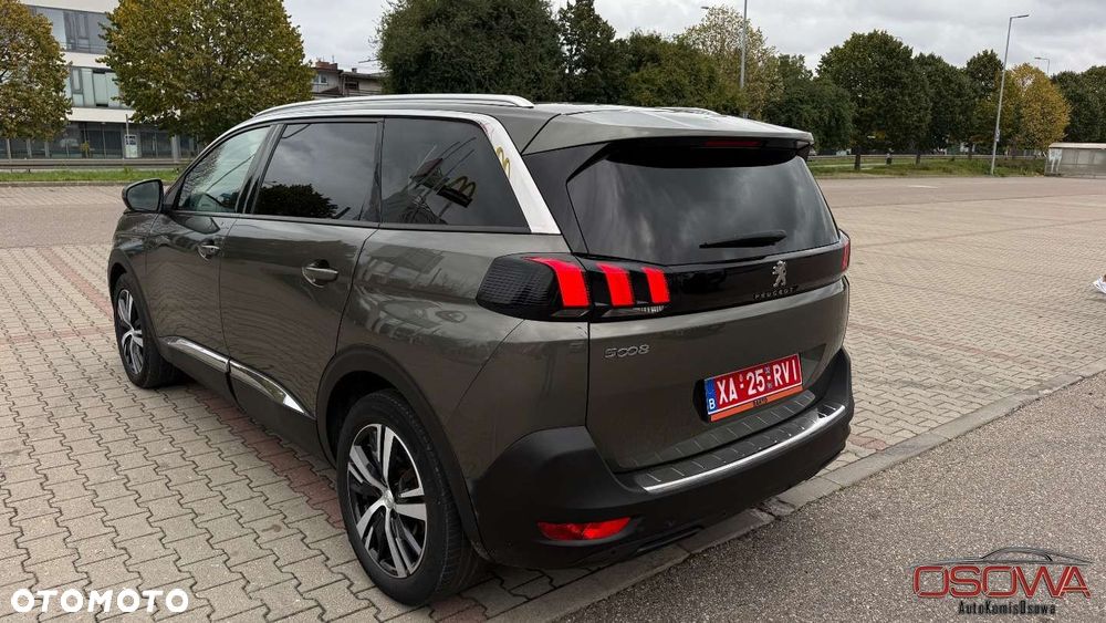 Peugeot 5008 - 13